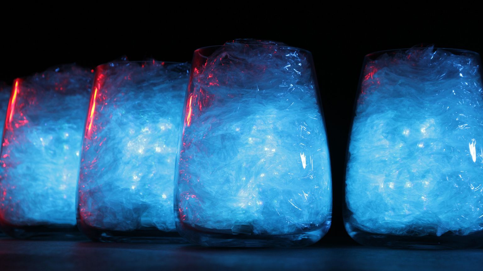 Programovatelné LED vázy